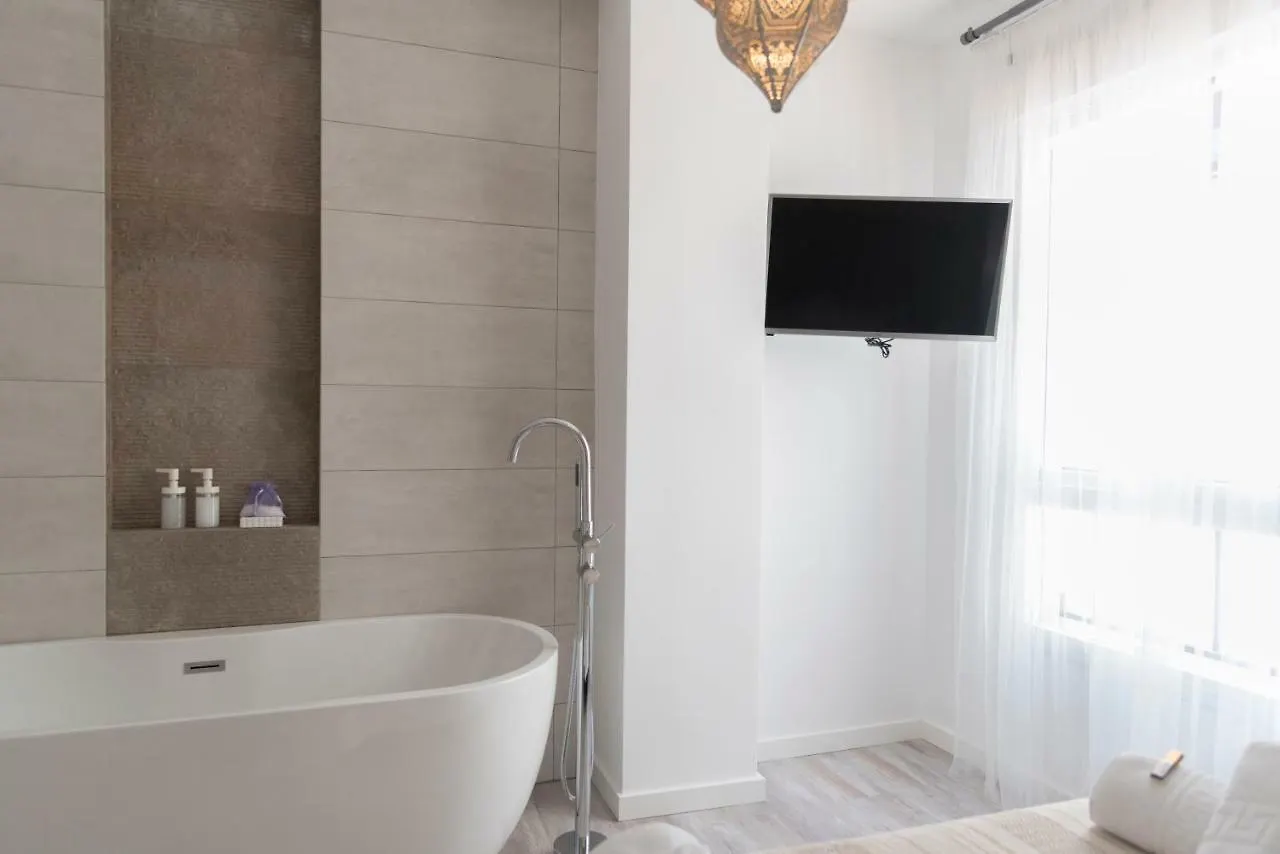 Cosy Flat - City Center - Parking Free Malaga 0*,  Spain