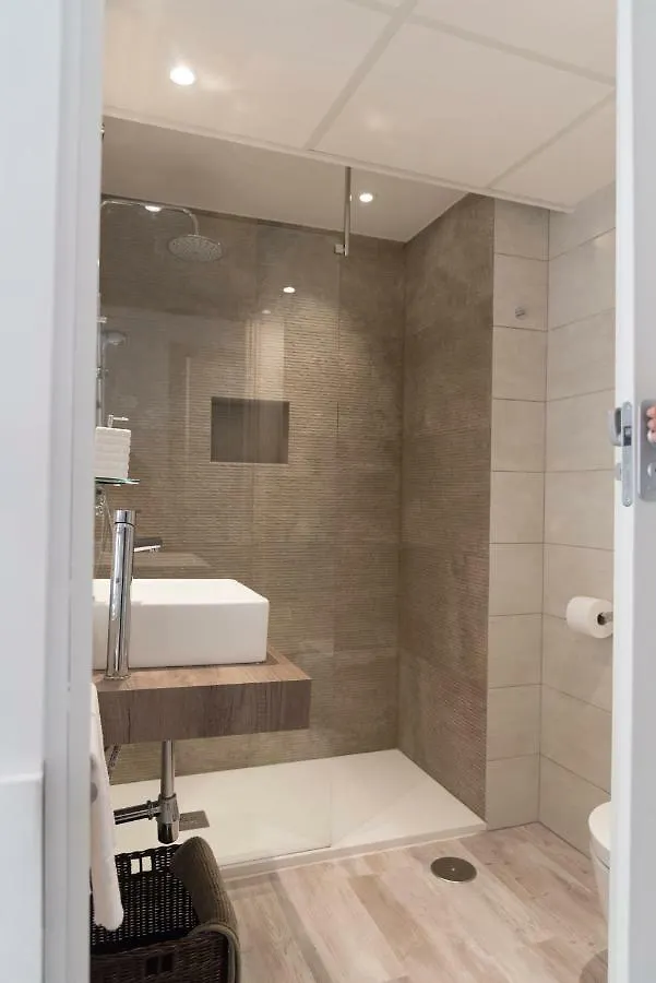 Cosy Flat - City Center - Parking Free Malaga 0*,  Spain